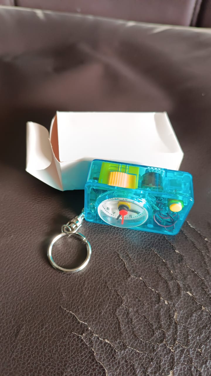 Mini Alarm Clock Keychain – 1PC Portable Quartz Analog Clock Key Ring